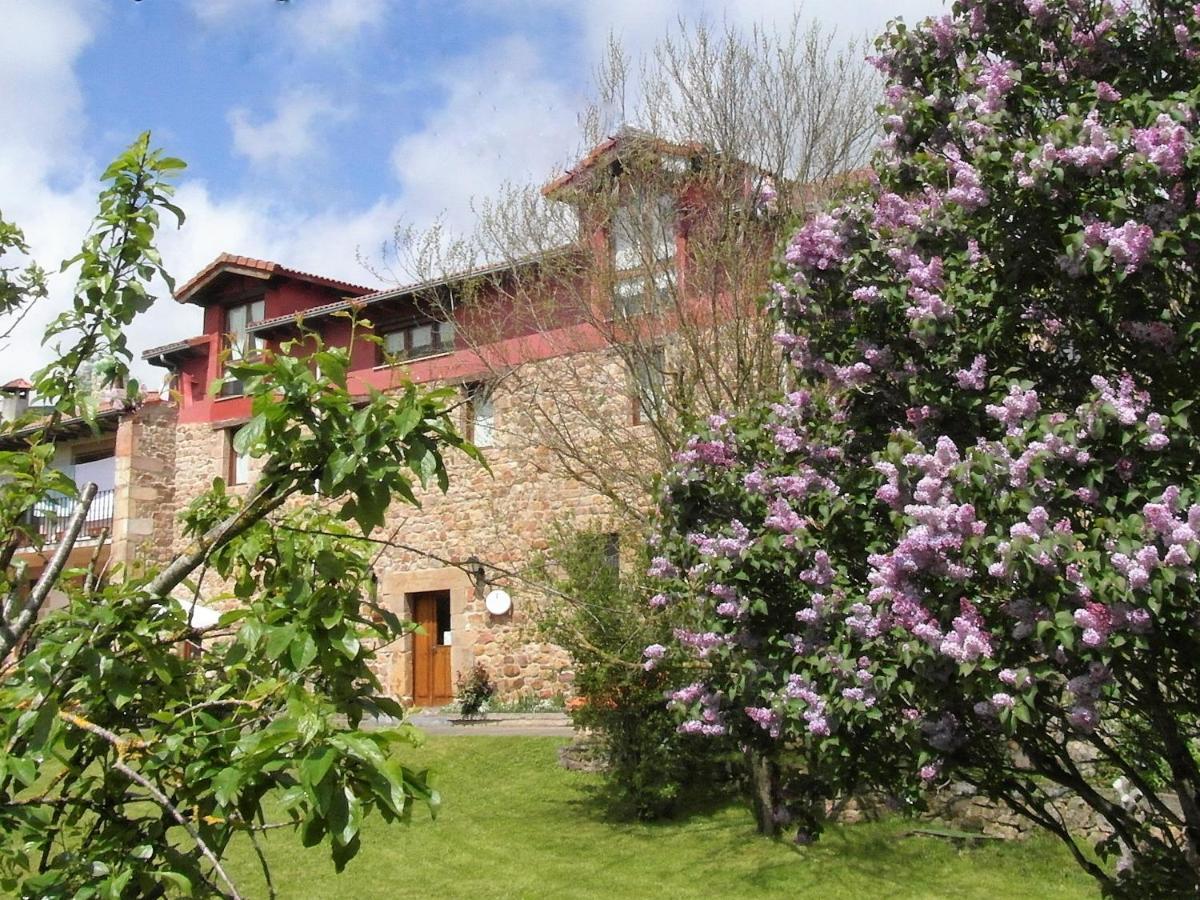 Albergue La Torre Santiurde de Reinosa Εξωτερικό φωτογραφία